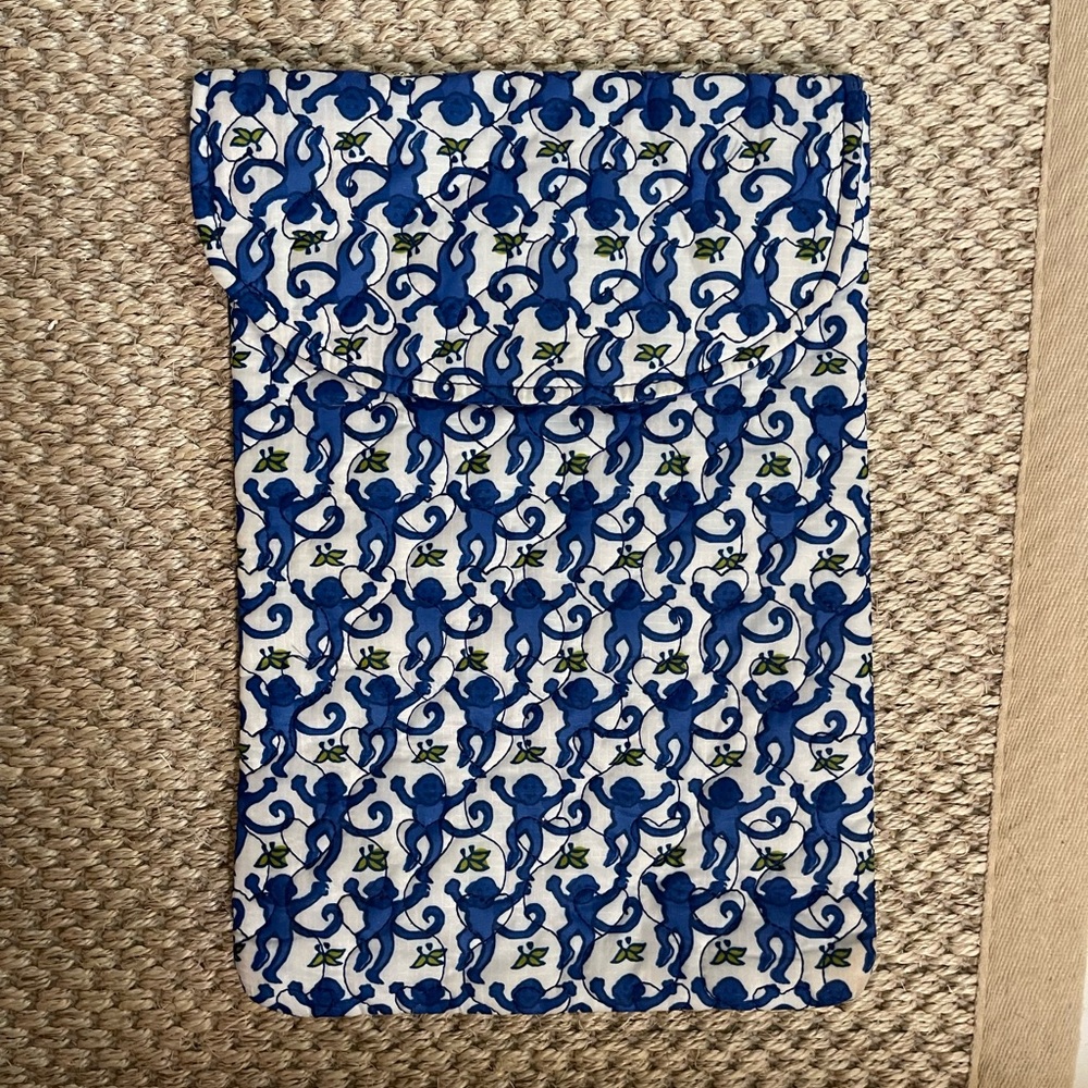 Roller Rabbit Computer Sleeve (~15” computer)